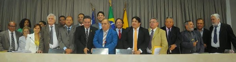 Vereadores com o senador Roberto Rocha.