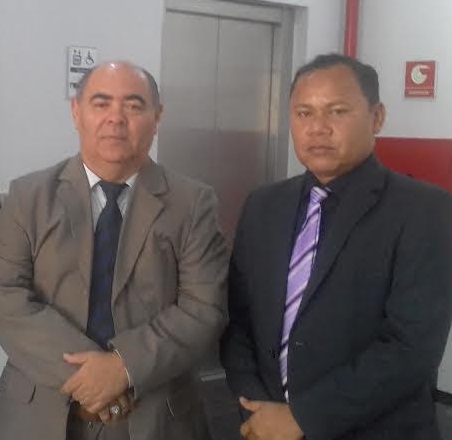 presidentes da Câmaras Municipal de São Luís e Raposa, Astro de Ogum (PR) e Beka Rodrigues (PCdoB), 