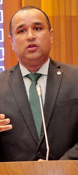 deputado estadual Roberto Costa (PMDB)