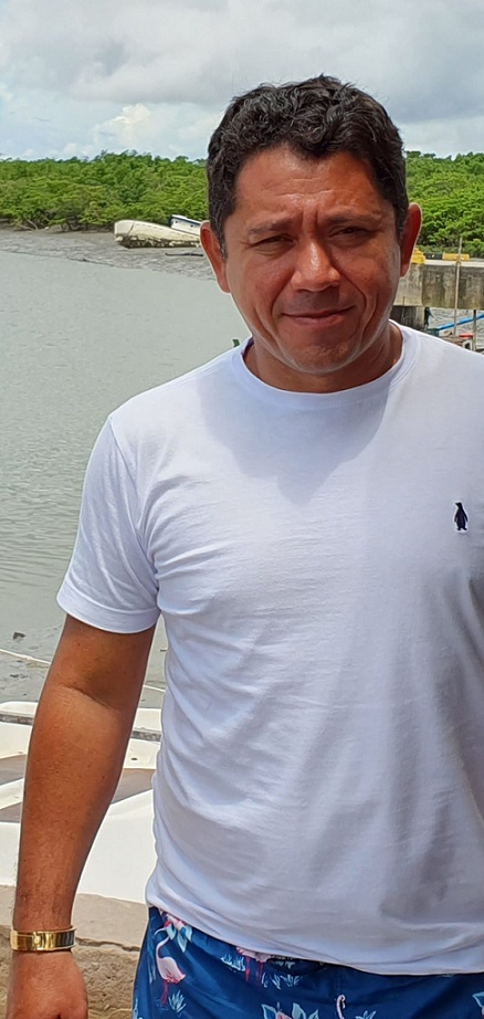 Leonardo prefere o anonimato, mas possui gigantesca importância política e administrativa no grupo Laci...