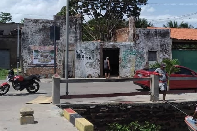 Prédio fica localizado no Porto do Braga e foi erguido na primeira gestão do ex-prefeito José Laci, no ano de 1997.