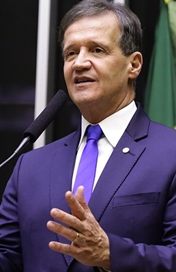 Dep. Aluísio está em isolamento...