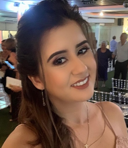 Thais Fernandes Carneiro, que é sobrinha de Ociléia e, portanto, neta do ex-gestor raponsense é outra que consta na relação.
