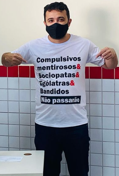 Yglêsio em um de seus delírios de raiva contra Duarte até na hora de votar no segundo turno...