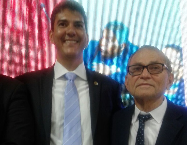 Vereador sempre governista...