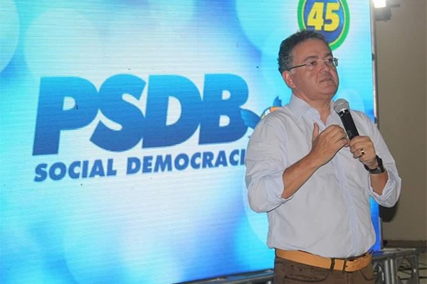 Roberto Rocha está sem partido...