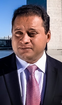 Weverton finge que engana o governador e Flávio Dino finge que acredita...