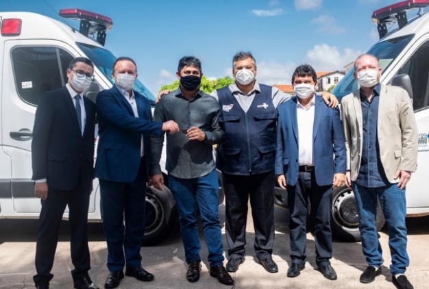 Toca Serra recebe ambulância do governo do Maranhão... 