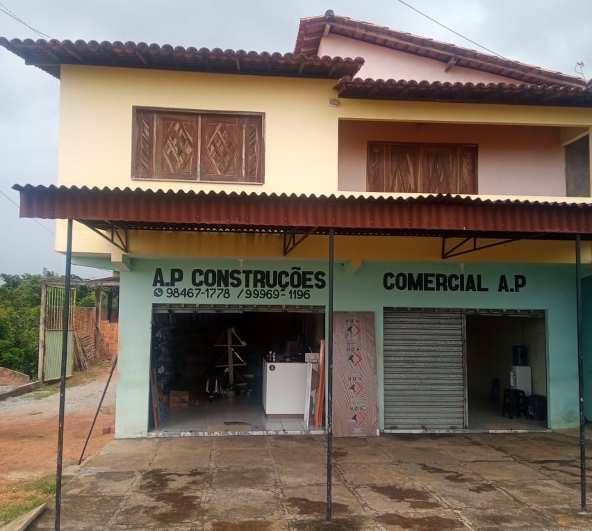 Dono da empresa enviou foto de sua loja de material de construção como sendo a empresa que realiza serviços de limpeza pública em Santana...