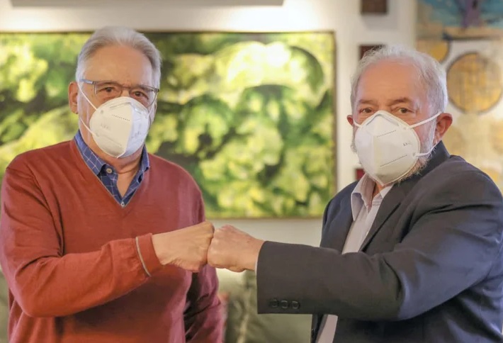 FHC e Lula se reúnem para 'conversar sobre a democracia'