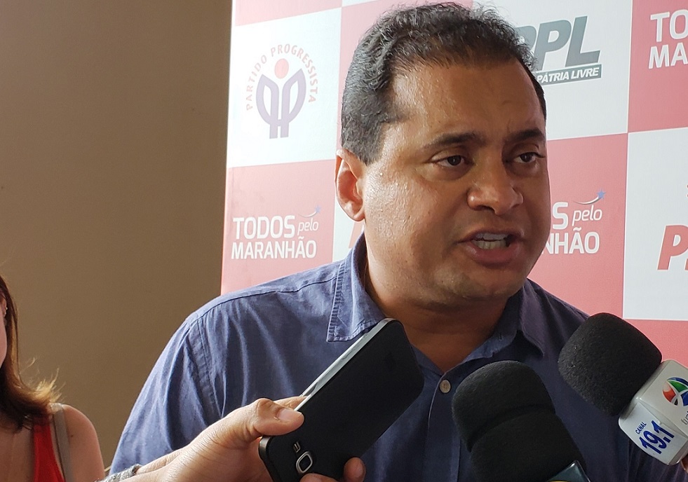 Justiça mantém Weverton Rocha réu por peculato no caso Costa Rodrigues Pedetista também é acusado de crimes licitatórios. Ministério Público diz que prejuízo aos cofres públicos ultrapassa R$ 5,38 milhões