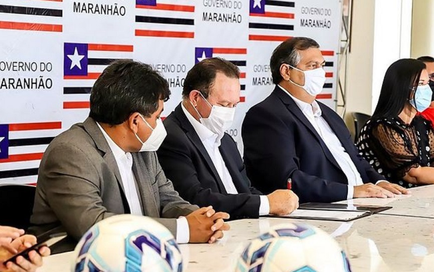 Ao lado do vice-governador Carlos Brandão, o governador Flávio Dino assinou ordens de serviço para obras em diversas áreas