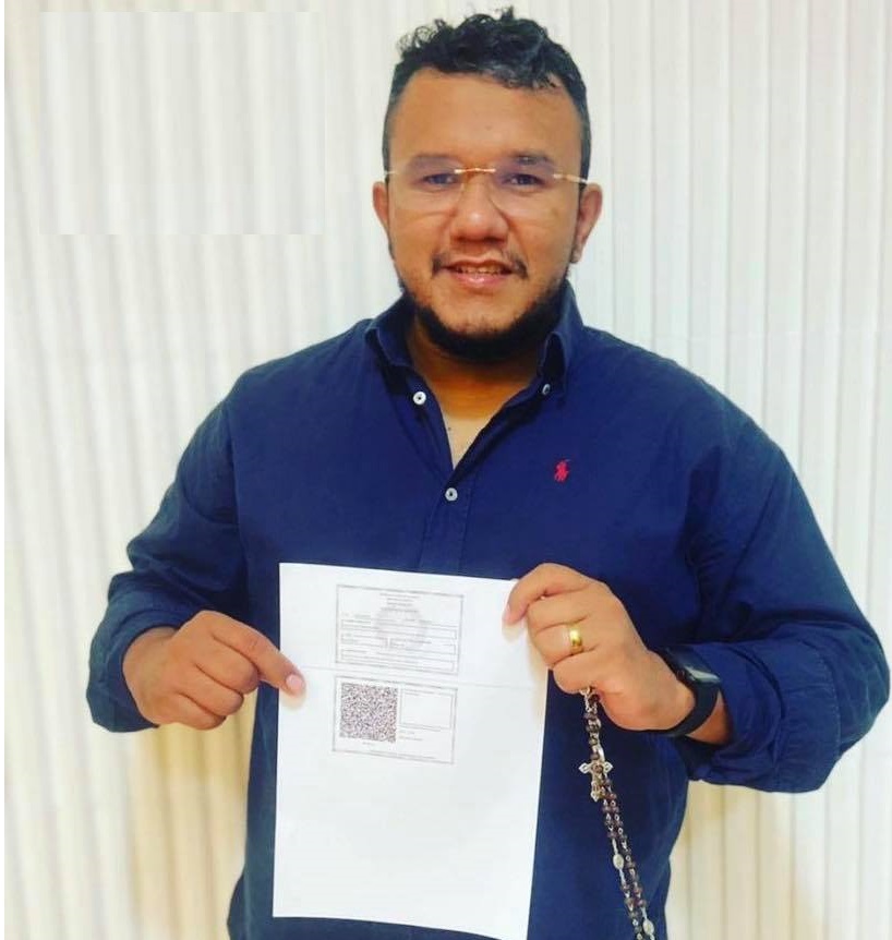Demis Samarone Oliveira dos Santos, tinha 33 anos, foi diretor da UMES de São Luís, atuou nos movimentos de juventude e atualmente militava na política de Icatu.