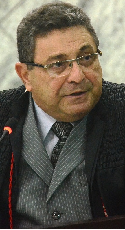 desembargador decano do Tribunal de Justiça do Maranhão, Antônio Fernando Bayma Araujo