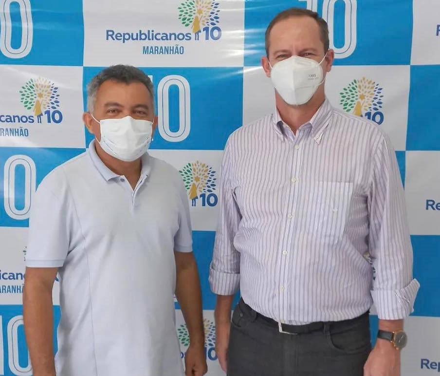 O jornalista Ricardo Cappelli, secretário de Comunicação do Estado do Maranhão, publicou nesta segunda-feira (07) uma foto com o deputado Federal Cleber Verde, presidente estadual do partido Republicanos e acendeu especulações acerca de uma possível reaproximação do parlamentar com o vice-governador Carlos Brandão.
