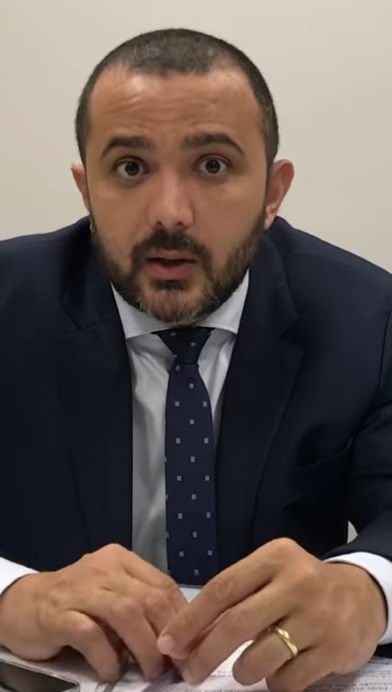 Dep. Yglêsio coleciona confusões...