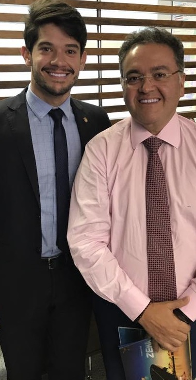 Advogado Romualdo e seu ex-patrão, senador Roberto Rocha...