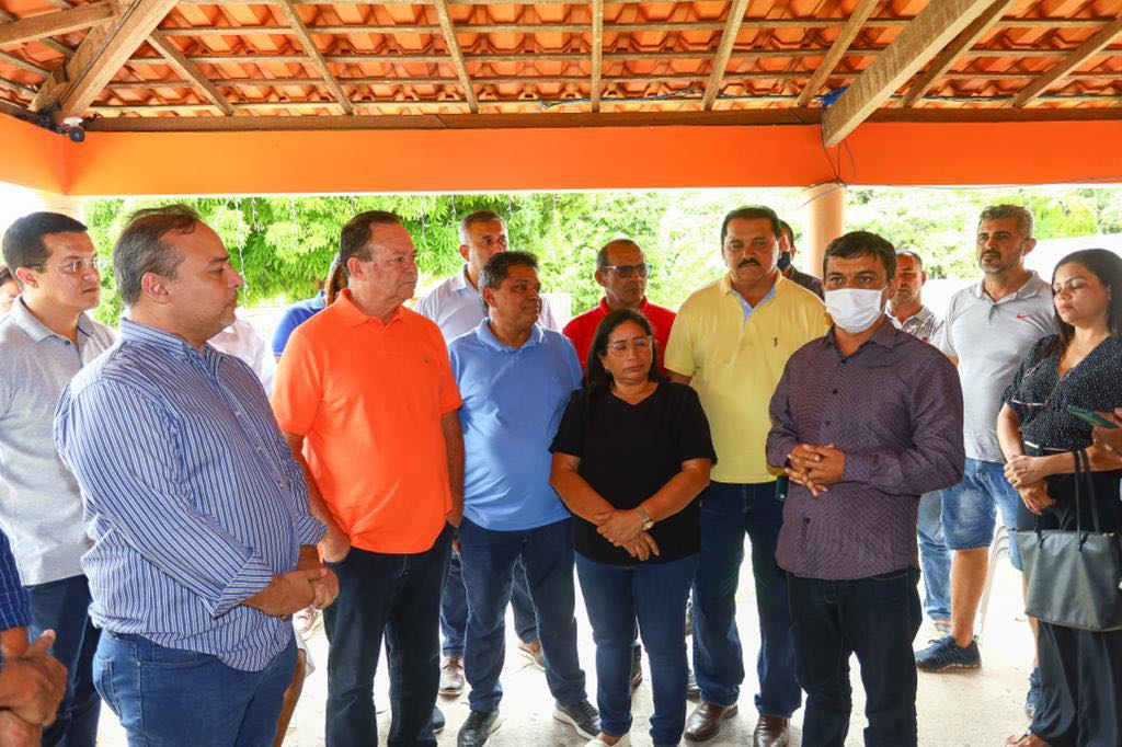 Miercio ladeado de Fred Campos e Carlos Brandão...