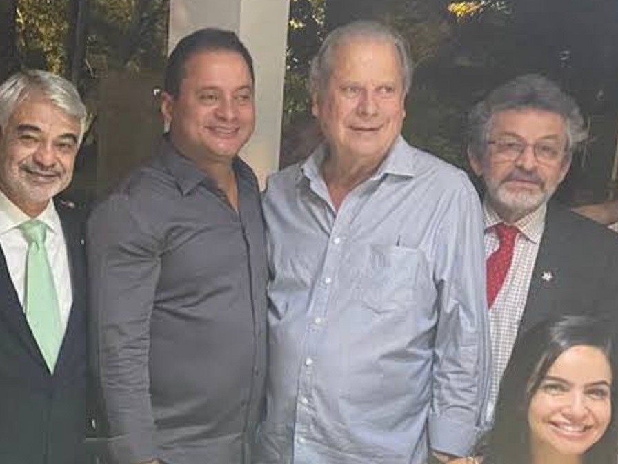 Zé Dirceu desanimou Weverton e deixou claro quem é seu adversário nesse primeiro turno: Lahésio Bonfim!
