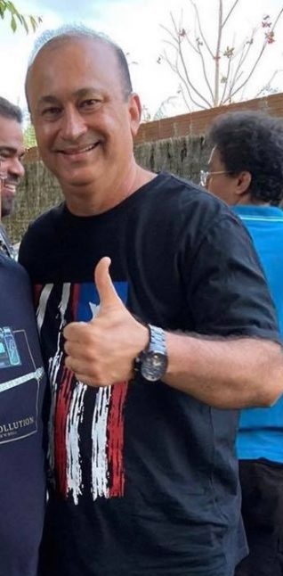 Marcus Brandão, portanto, atuou na política de bastidores mas foi linha de frente da campanha e saiu gigante da eleição.