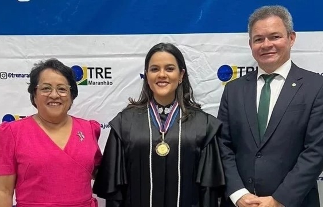 Juiz dá 48 horas para prefeito de Timon/MA, Rafael Brito, exonerar Amanda Waquim, filha da vice-prefeita Socorro Waquim