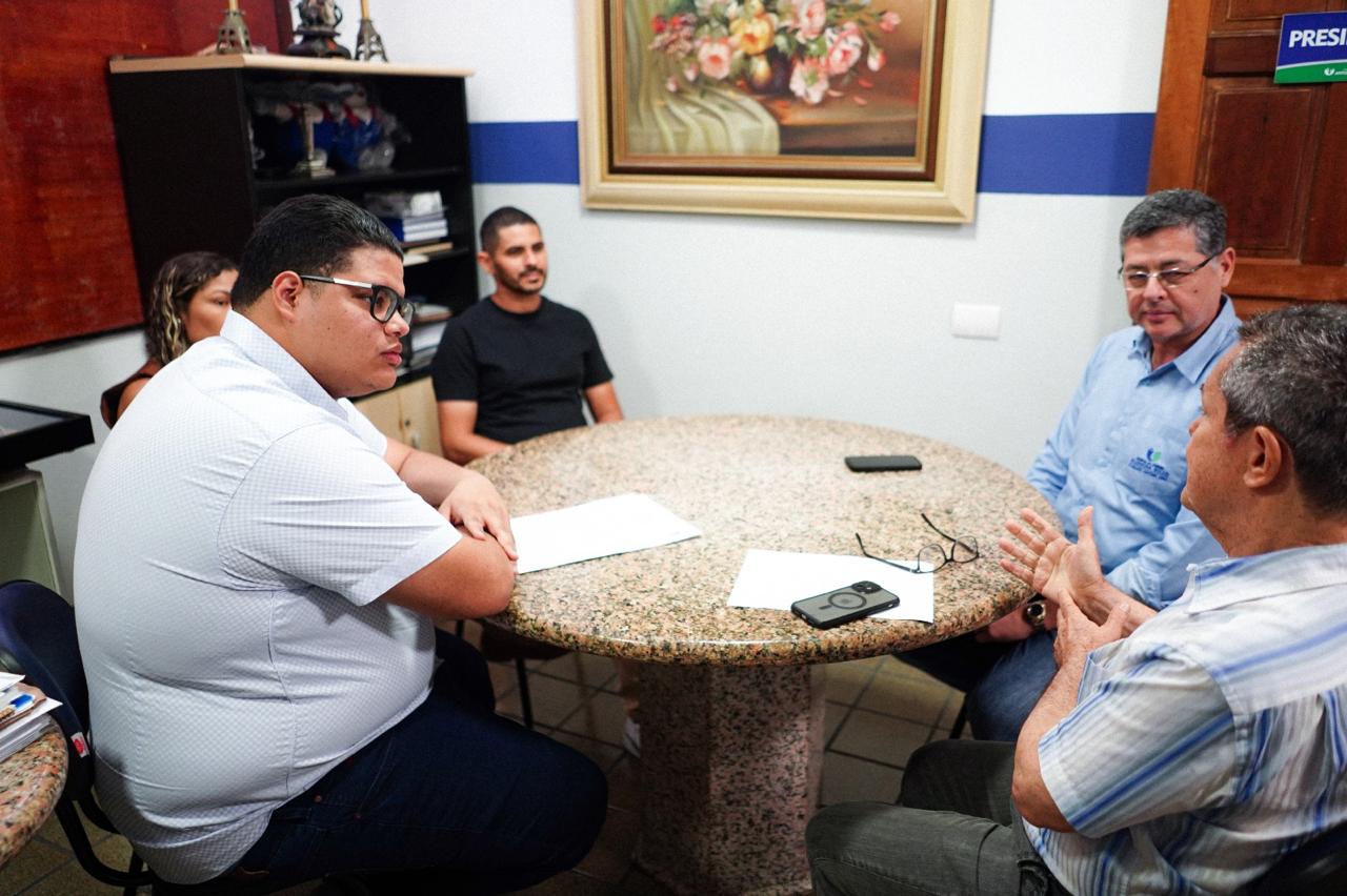 O vereador Marlon Botão foi alvo de manifestação de gratidão do presidente Antônio Dino Tavares pela destinação da emenda parlamentar