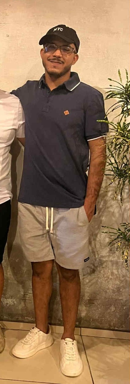 Juan Gabriel Gamboa da Rocha foi preso acusado de desacato, agressão física, injúria e difamação contra um Policial Militar identificado como "Sten PM Coreia".