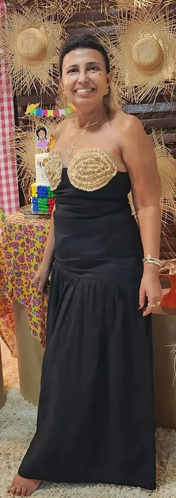 Tania Maria Marinho Prazeres é dona da empresa PROLIVETTI, agora, alvo do MP-MA.