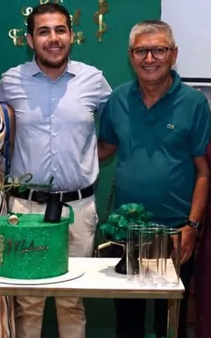 Samuel Fernandes Sousa Júnior é sobrinho do prefeito de Raposa, Eudes Barros, filho de uma das irmãs, Edilene Barros.