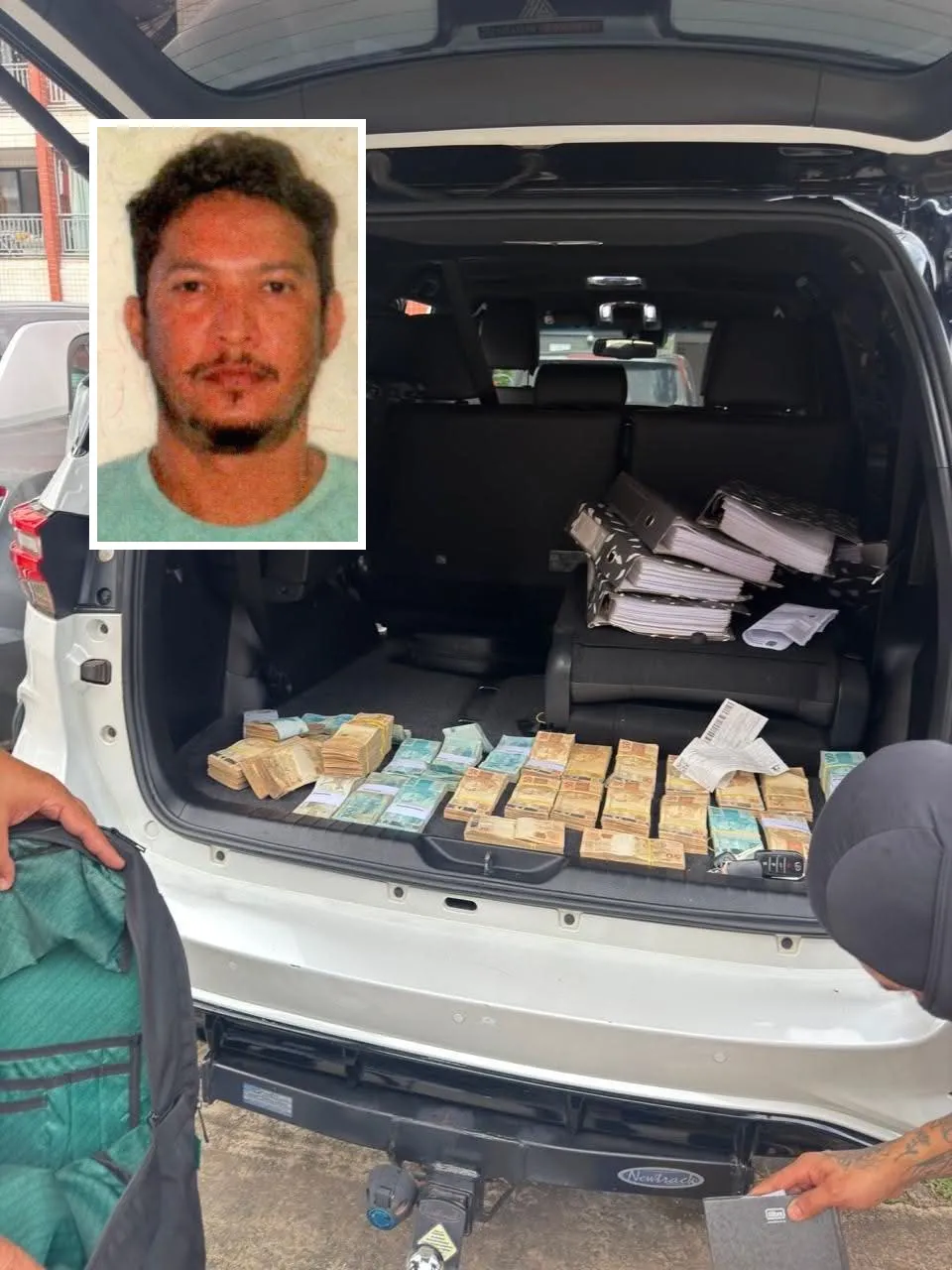 Alonso de Sousa Batista  é sócio proprietário da empresa A DE S BATISTA EMPREENDIMENTOS E SERVIÇOS EIRELI, com ele foi apreendido 291.200,00 em um Toyota SW4.