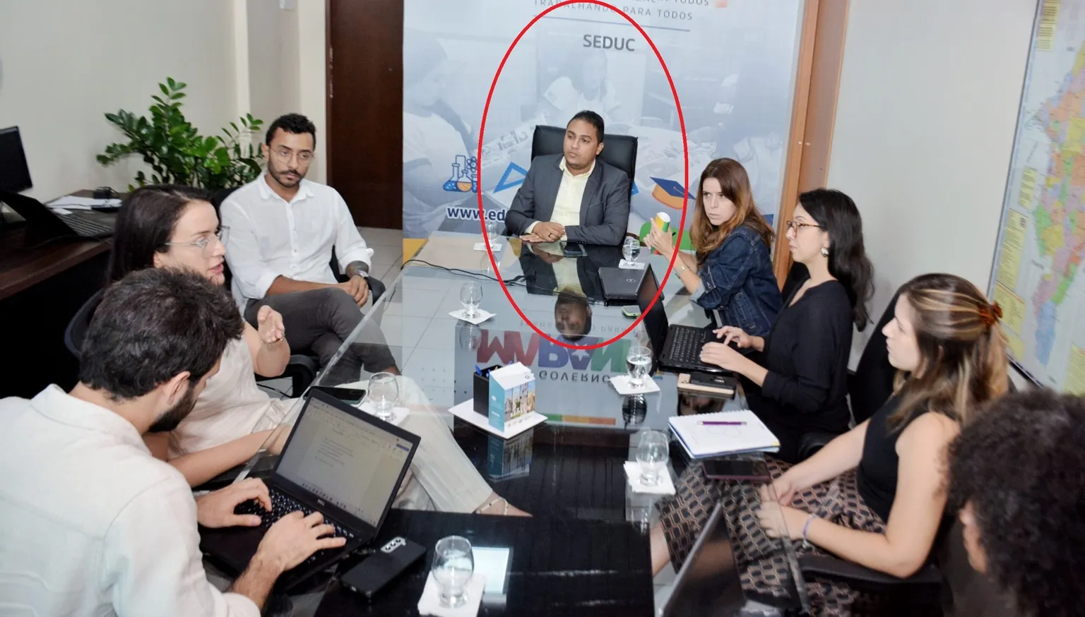 Delmar Matias lidera reunião como adjunto de Educação Profissional e Integral da SEDUC.